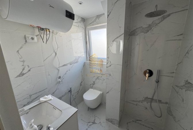 Tirane, jepet me qera apartament 1+1 Kati 4, 65 m² 650 € (Rruga Asim Vokshi,)