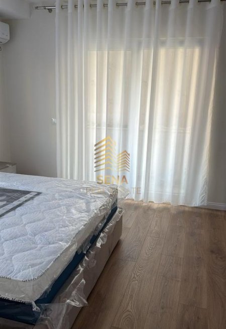 Tirane, jepet me qera apartament 1+1 Kati 4, 65 m² 650 € (Rruga Asim Vokshi,)