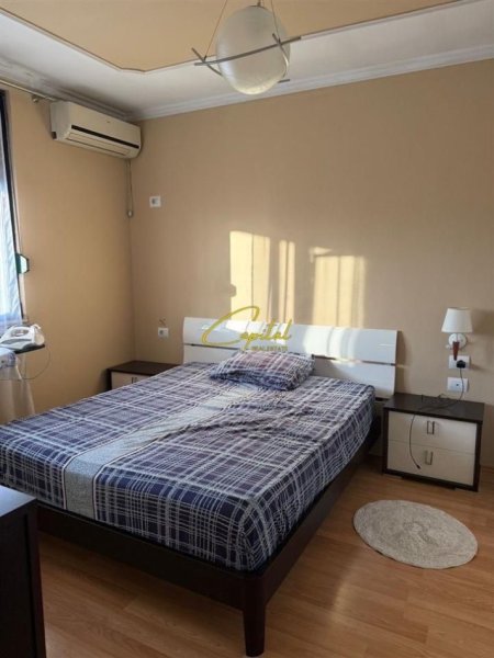 Tirane, jepet me qera apartament 1+1 Kati 9, 75 m² 450 € (YZBERISHT)