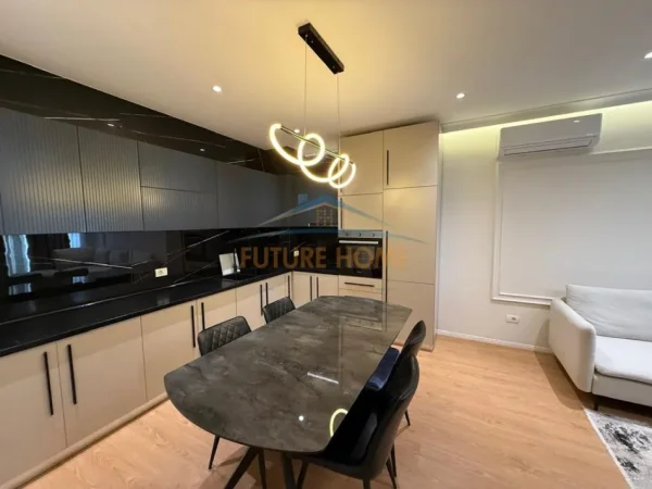 Tirane, shitet apartament 2+1+Ballkon Kati 8, 112 m² 224.000 € (Rezidenca Future Home, Unaza e Re)