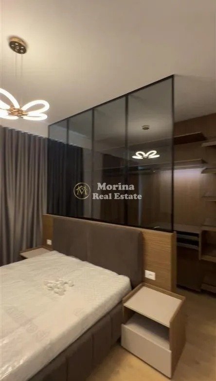 Tirane, jepet me qera Vile 2 Katshe , 200 m² 1.500 € (Kompleksi Aba)