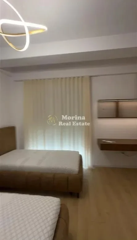 Tirane, jepet me qera Vile 2 Katshe , 200 m² 1.500 € (Kompleksi Aba)