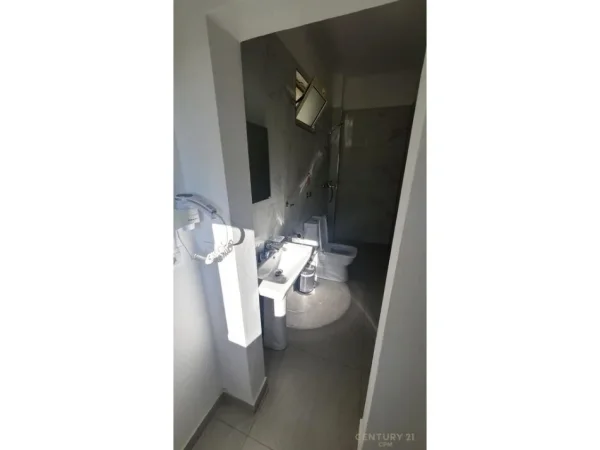 Durres, shitet hotel Kati 3, 1.300 m² 2.300.000 € (Durres)