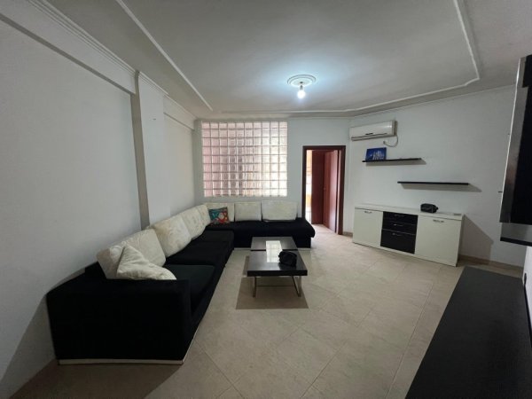 Tirane, shitet apartament 2+1+Ballkon Kati 8, 96 m² 110.000 € (Astir, pranë Bar Bohem)