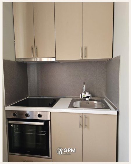 Tirane, jepet me qera apartament 1+1 , 700 € 