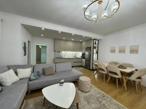 Tirane, shitet apartament 2+1+Ballkon Kati 2, 91 m² 155.000 € (fresk)