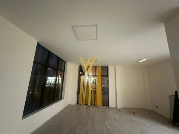 Tirane, shitet ambjent biznesi Kati 0, 456 m² 1.240.000 € (RRUGA EDUARD MANO)