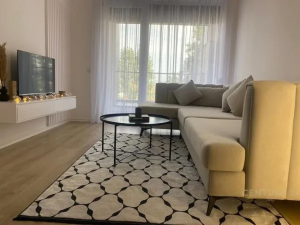 Tirane, jepet me qera apartament 1+1 Kati 6, 66 m² 600 € (21 Dhjetori)