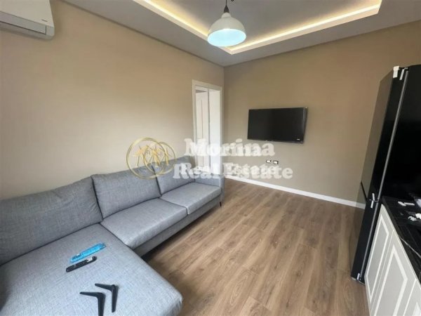Tirane, jepet me qera apartament 1+1 Kati 4, 55 m² 650 € (Rruga Petro Marko)