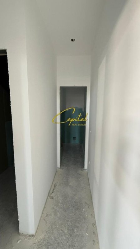 Tirane, jepet me qera magazine Kati 0, 1.000 m² 4.000 € (VORE)