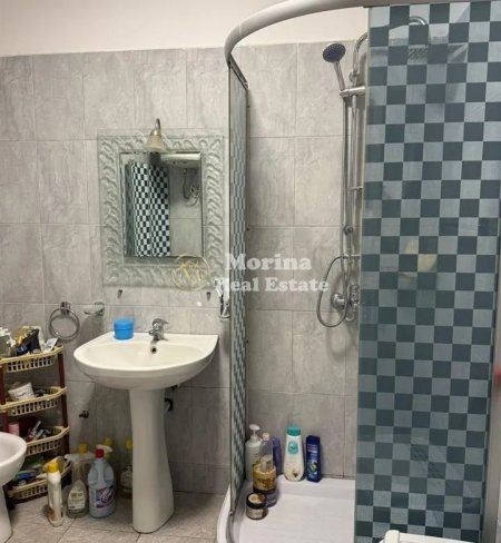 Tirane, jepet me qera apartament 1+1 Kati 3, 70 m² 450 € (Rruga Besim Alla)