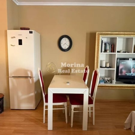 Tirane, jepet me qera apartament 1+1 Kati 3, 70 m² 450 € (Rruga Besim Alla)