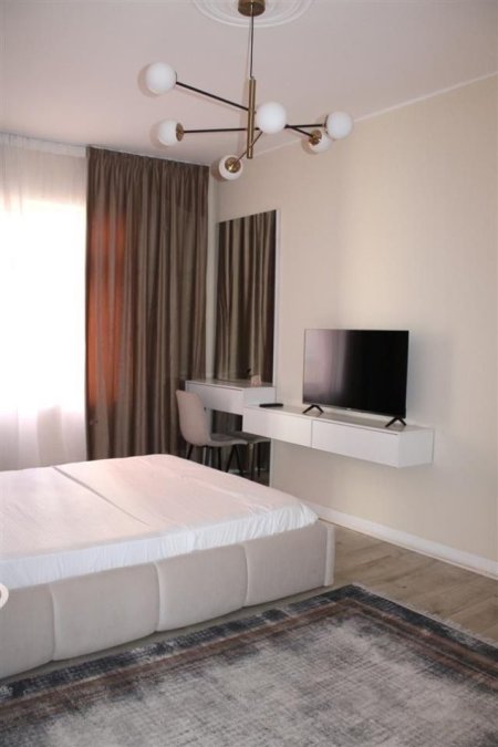 Tirane, jepet me qera apartament 2+1 Kati 3, 75 m² 1.800 € (BLLOKU)