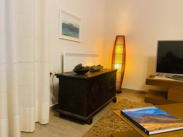 Tirane, shes apartament 2+1 Kati 1, 160 m² 258.000 € (Komuna e Parisit)