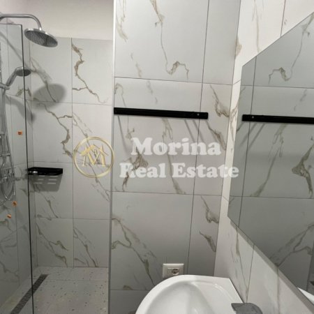 Tirane, jepet me qera apartament 2+1 Kati 10, 150 m² 800 € (Rruga Jordan Misja)