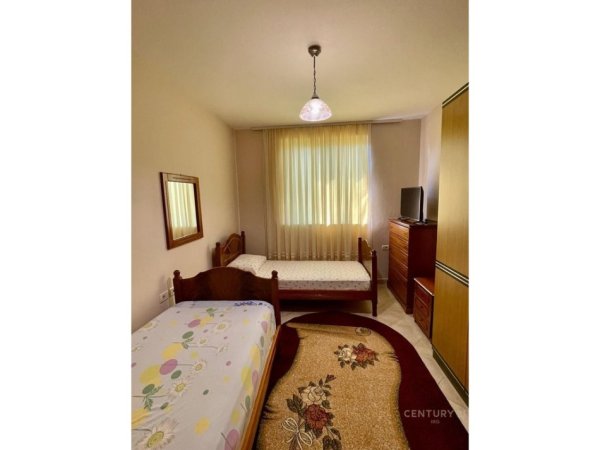 Tirane, jepet me qera apartament 2+1 Kati 3, 71 m² 600 € (Ish fusha aviacionit)