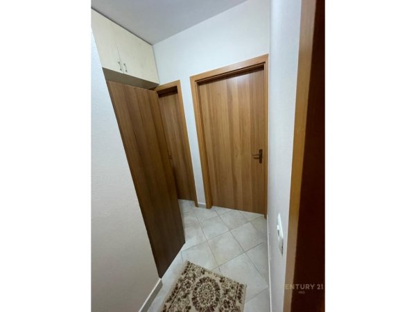 Tirane, jepet me qera apartament 2+1 Kati 3, 71 m² 600 € (Ish fusha aviacionit)
