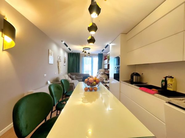 Tirane, shitet apartament 2+1 , 109 m² 259.000 € 