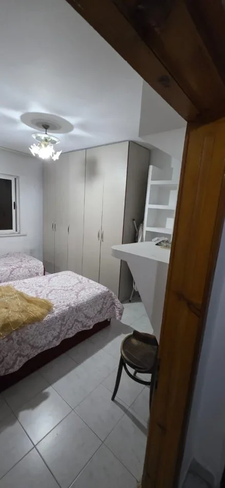 Tirane, jepet me qera apartament 1+1 Kati 4, 65 m² 350 € (Tregu i ri elektrik)