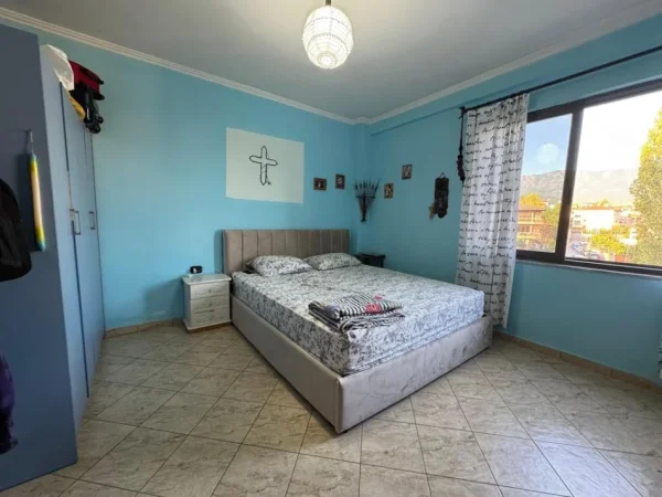 Tirane, shes apartament 2+1+Ballkon Kati 3, 132 m² 225.000 € 