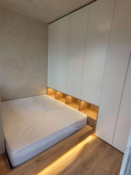 Tirane, jepet me qera apartament 1+1 Kati 7, 50 m² 600 € 