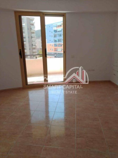 Vlore, shitet apartament 2+1+Aneks+Ballkon Kati 6, 108 m² 