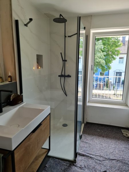 Tirane, ofroj sherbime per apartamente, dyqane, restorante, zyra, Montime - Instalime - Renovim - Riparime