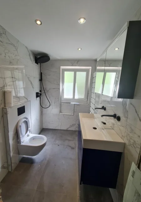 Tirane, ofroj Instalime dhe Riparime Hidraulike per apartamente, dyqane, restorante, zyra, Montime - Instalime - Renovim - Riparime