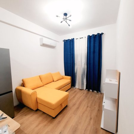 Tirane, jepet me qera nga Pronari, pa-komision apartament 1+1+Ballkon Kati 2, 450 € 