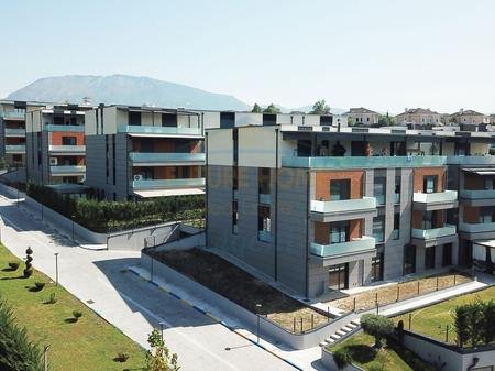 Tirane, shitet Vile , 161 m² 500.000 € 