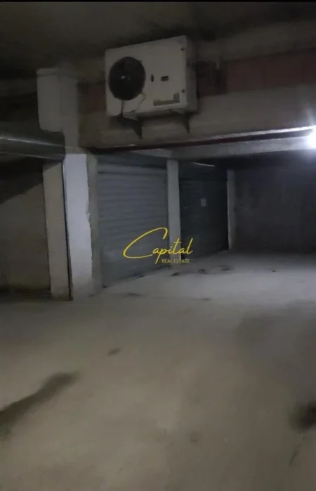 Tirane, shitet magazine Kati -1, 45 m² 50.000 € (KOMUNA E PARISIT)