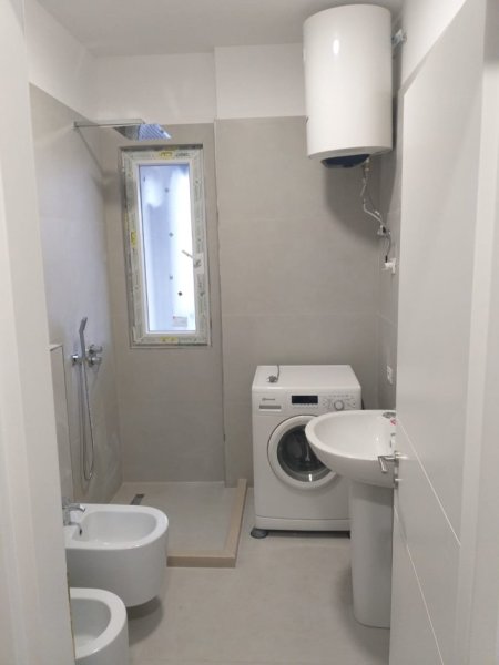 Tirane, jepet me qera apartament 1+1+Ballkon Kati 6, 60 m², 45 000 Leke(Ruga 5 Maji)