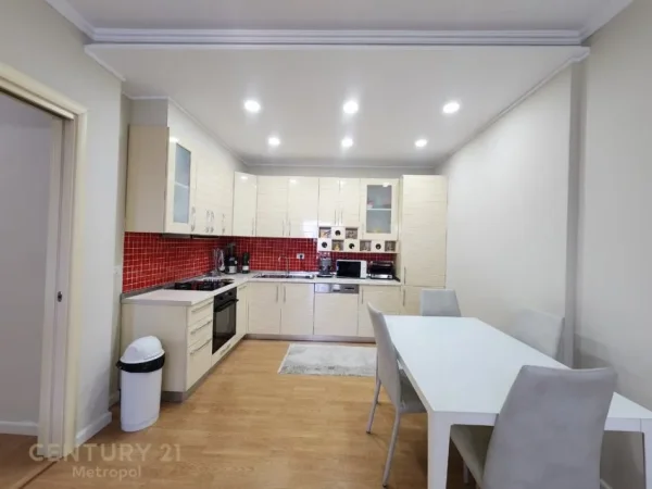 Tirane, shes apartament 2+1+Aneks+Ballkon Kati 7, 110 m² 380.000 € 