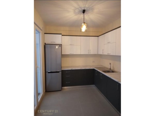 Tirane, shes Vile 2 Katshe Kati 2, 414 m² 600.000 € 