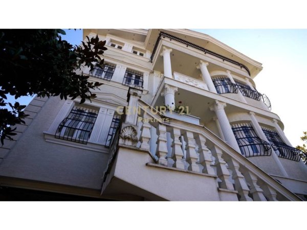 Tirane, shes Vile 3 Katshe Kati 4, 1.000 m² 750.000 € (Kodra e Priftit)