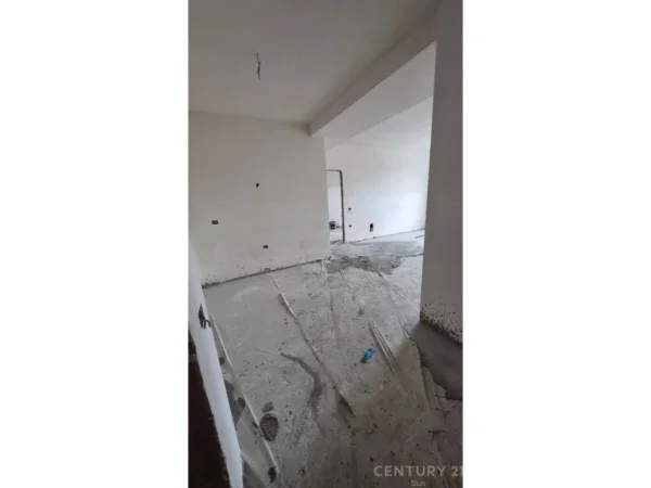 Tirane, shes apartament 1+1+Aneks+Ballkon Kati 4, 82 m² 260.000 € (Residenca Skanderbeg)