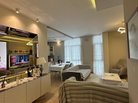 Tirane, shitet apartament 2+1 Kati 3, 101 m² 350.000 € (Kompleksi "KIKA 2")