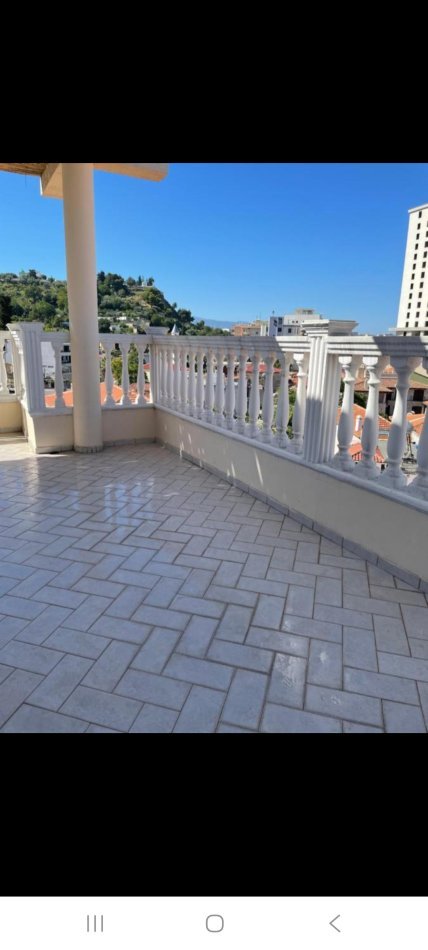 Vlore, jepet me qera apartament+verande | Penthouse 1+1+Ballkon Kati 4, 330 €