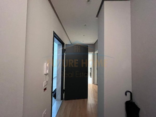 Tirane, jepet me qera apartament 2+1 Kati 3, 74 m² 800 € 