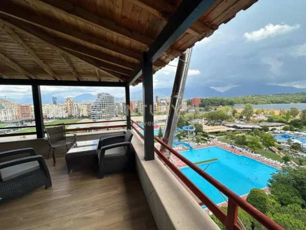 Tirane, shitet 3+1+Aneks+Ballkon Kati 7, 330 m² 800.000 € 