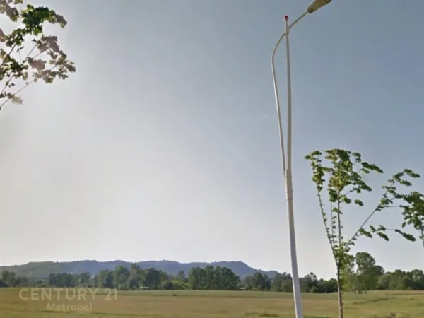 Tirane, shes toke , 37.000 m² 3.500.000 € 