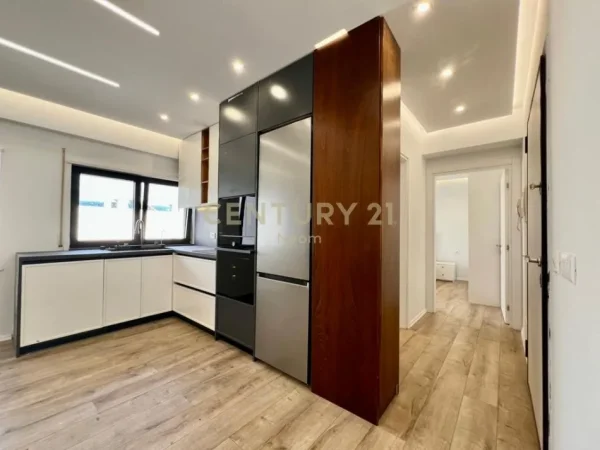 Tirane, shes apartament 1+1+Aneks+Ballkon Kati 4, 64 m² 165.000 € 