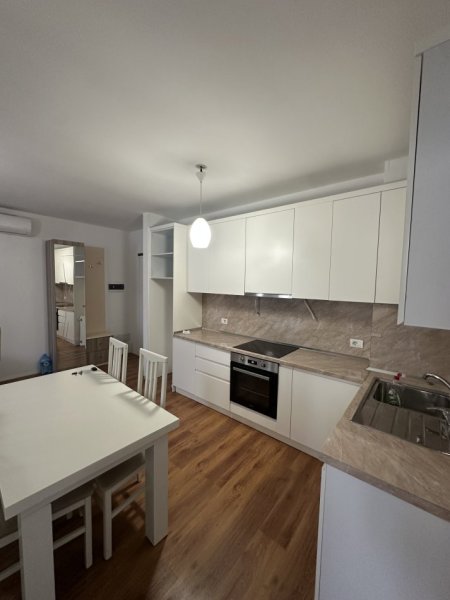 Tirane, jap me qera apartament Kati 3, 111 m² 600 € (Mikel maruli)