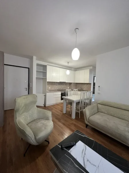 Tirane, jap me qera apartament Kati 3, 111 m² 600 € (Mikel maruli)