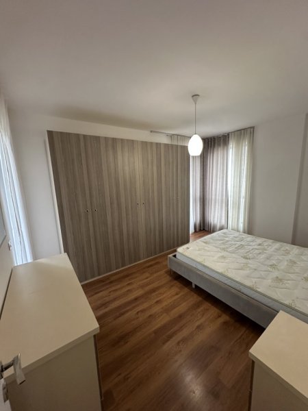 Tirane, jap me qera apartament Kati 3, 111 m² 600 € (Mikel maruli)
