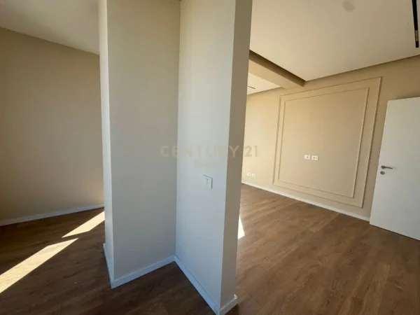 Tirane, shes apartament 2+1+Aneks+Ballkon Kati 5, 104 m² (REZIDENCA GOLDEN TOWER)