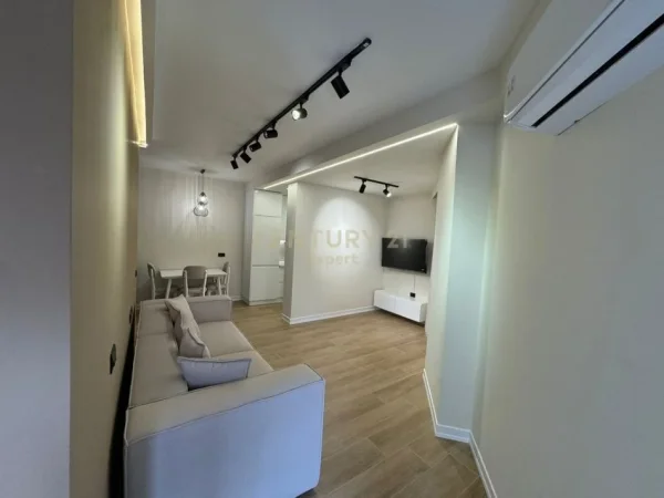 Tirane, shes apartament 1+1+Aneks+Ballkon Kati 5, 64 m² 180.000 € 