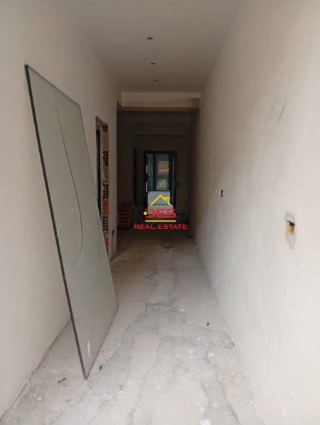Vlore, shitet apartament 1+1+Ballkon Kati 2, 63 m² (Rruga Fiqirete Musta)