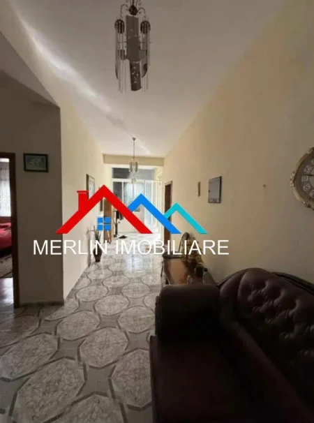 Durres, shitet Vile 3+1+Ballkon Kati 3, 400 m² 240.000 € (SPITALLE,DURRES)
