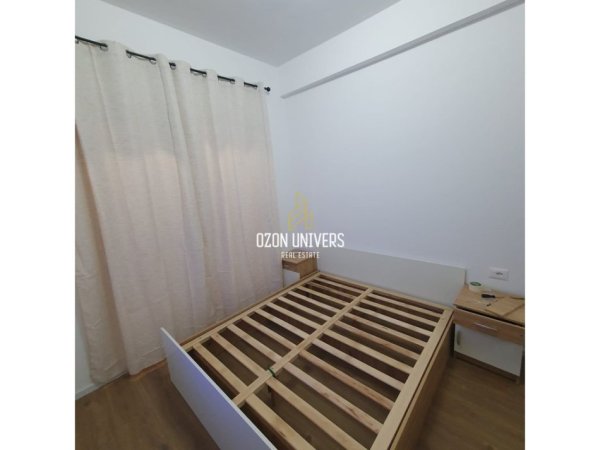 Tirane, jepet me qera apartament 1+1+Ballkon Kati 5, 55 m² 450 € (Residenca Kadiu, Ali Demi Tirana, Albania)